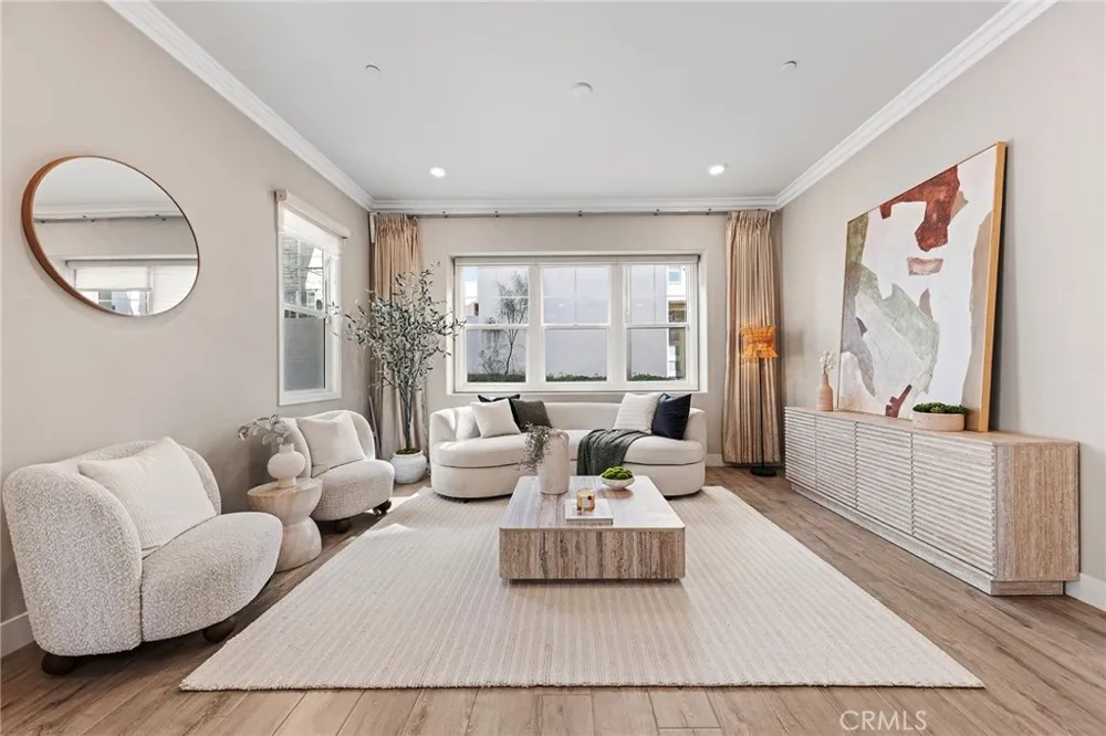 112 Spiral Irvine, CA 92618