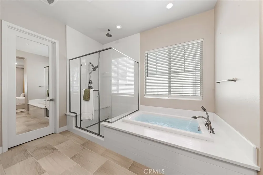 112 Spiral Irvine, CA 92618