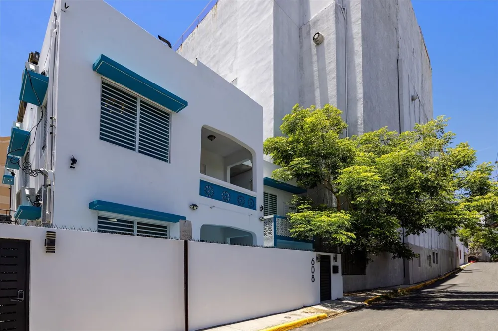 608 ERNESTO CERRA STREET San Juan, PR 00907