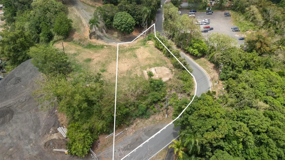 SR-835 MAMEYES WARD Guaynabo, PR 00969