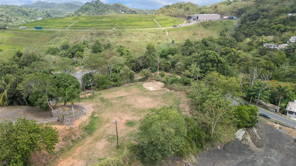 SR-835 MAMEYES WARD Guaynabo, PR 00969