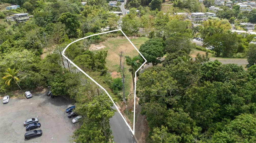 SR-835 MAMEYES WARD Guaynabo, PR 00969