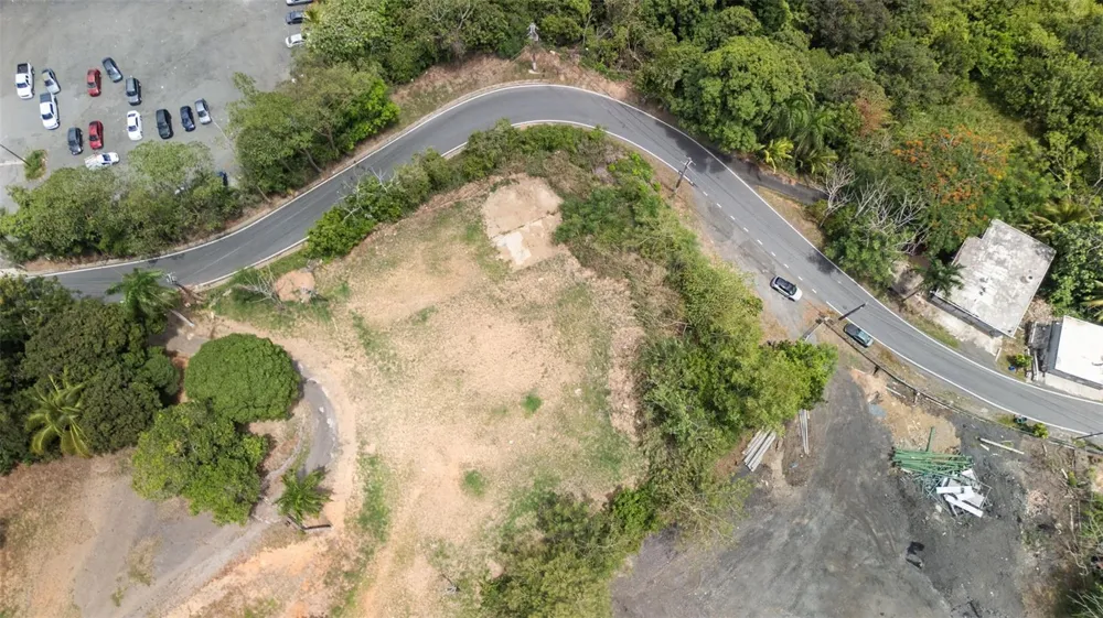 SR-835 MAMEYES WARD Guaynabo, PR 00969