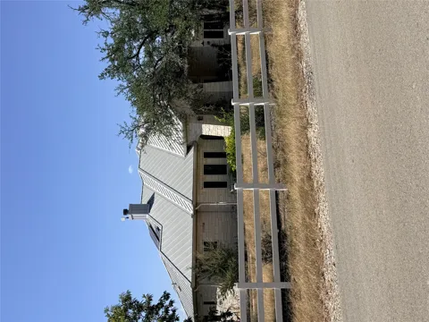 300 Medlin Creek Loop