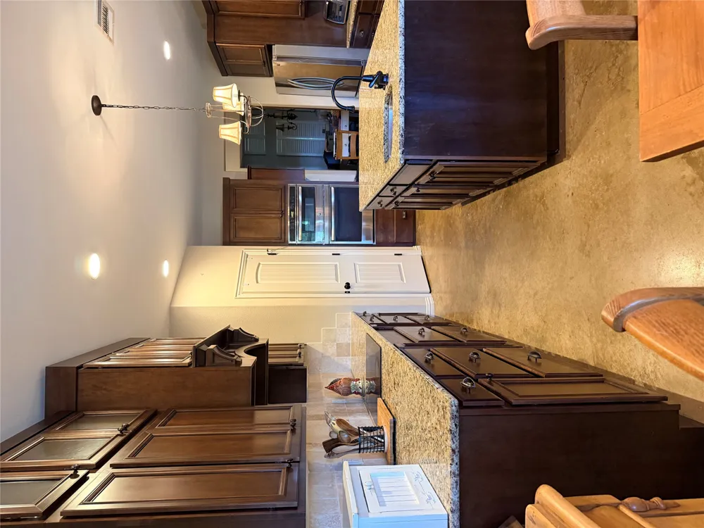 300 Medlin Creek Loop Dripping Springs, TX 78620