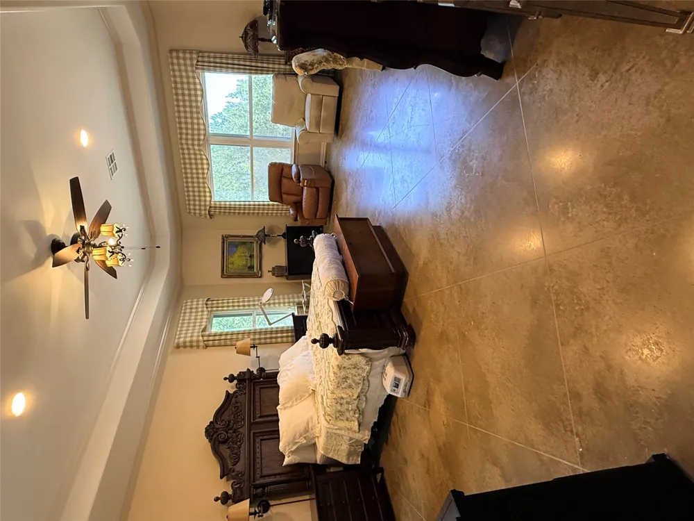 300 Medlin Creek Loop Dripping Springs, TX 78620