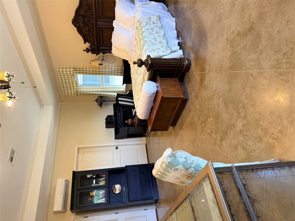 300 Medlin Creek Loop Dripping Springs, TX 78620