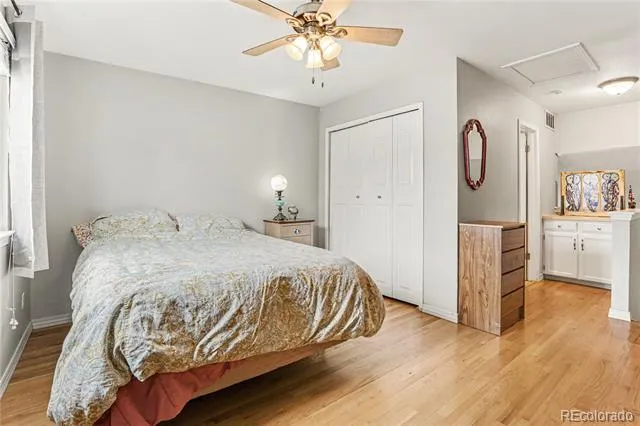 17648 E Loyola Drive #B Aurora, CO 80013
