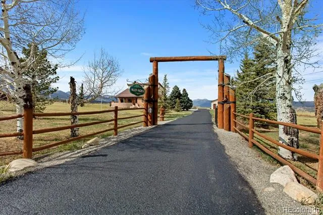 12775 W County Road 270 Nathrop, CO 81236