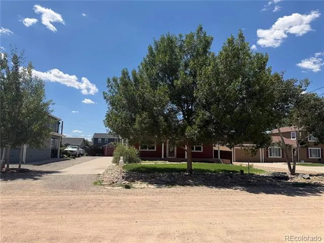 701 S Mckinley Avenue Fort Lupton, CO 80621