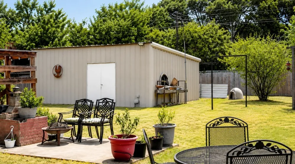1022 Robin Road Oak Ridge, TX 75161