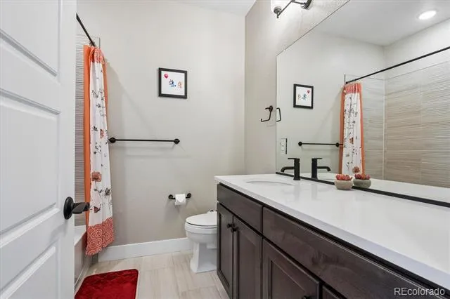 6220 Dayton Court Denver, CO 80238