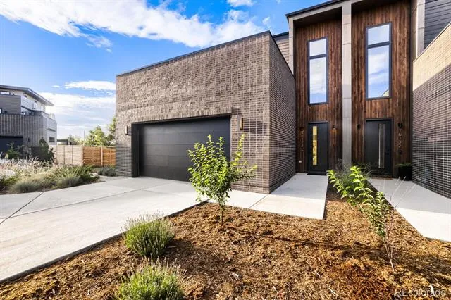 16122 W 14th Avenue Golden, CO 80401