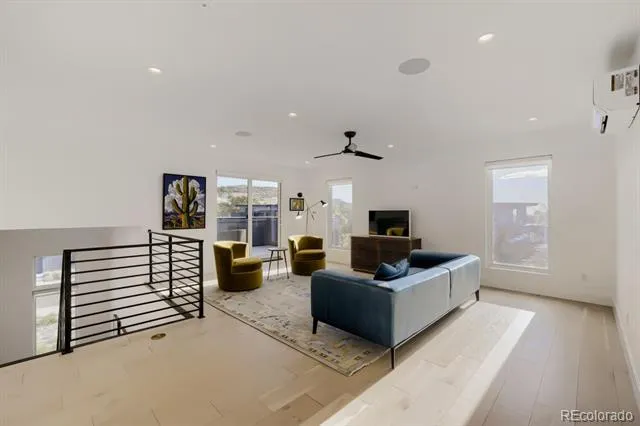 16122 W 14th Avenue Golden, CO 80401
