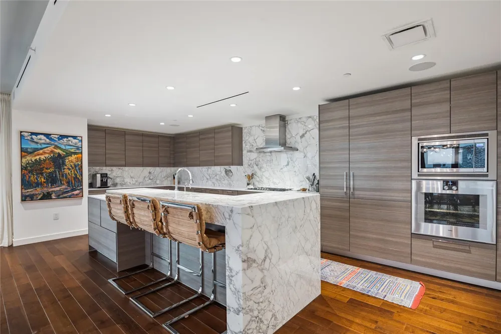 3433 Westheimer Road #1404 Houston, TX 77027