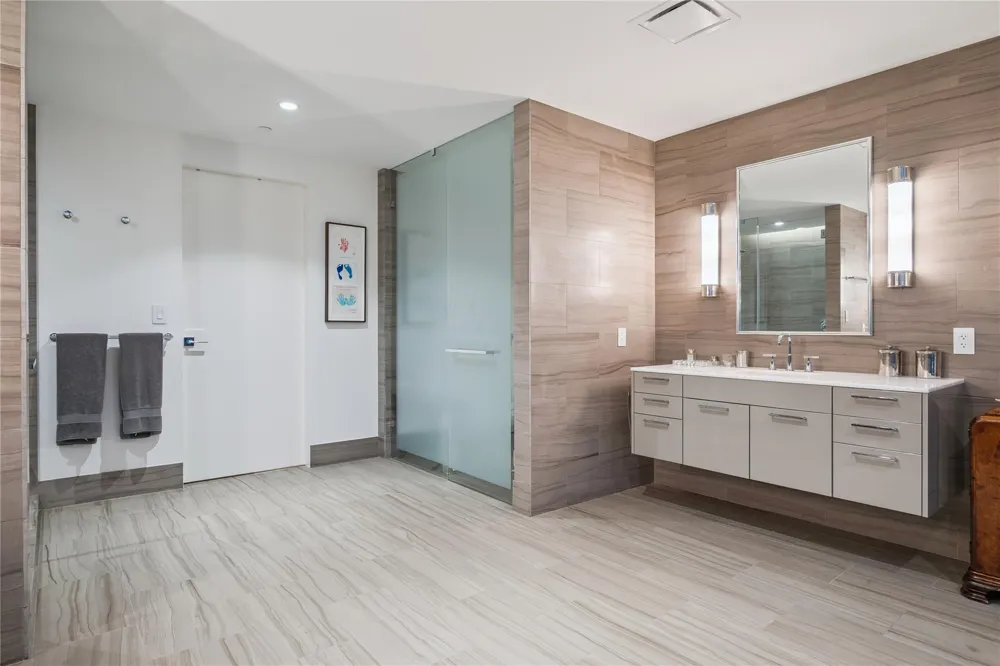 3433 Westheimer Road #1404 Houston, TX 77027