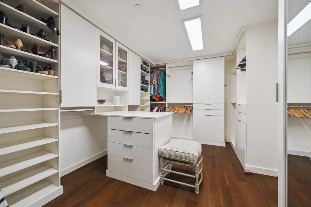 3433 Westheimer Road #1404 Houston, TX 77027