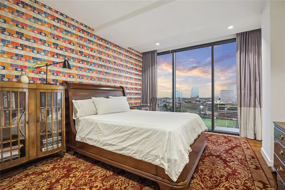 3433 Westheimer Road #1404 Houston, TX 77027