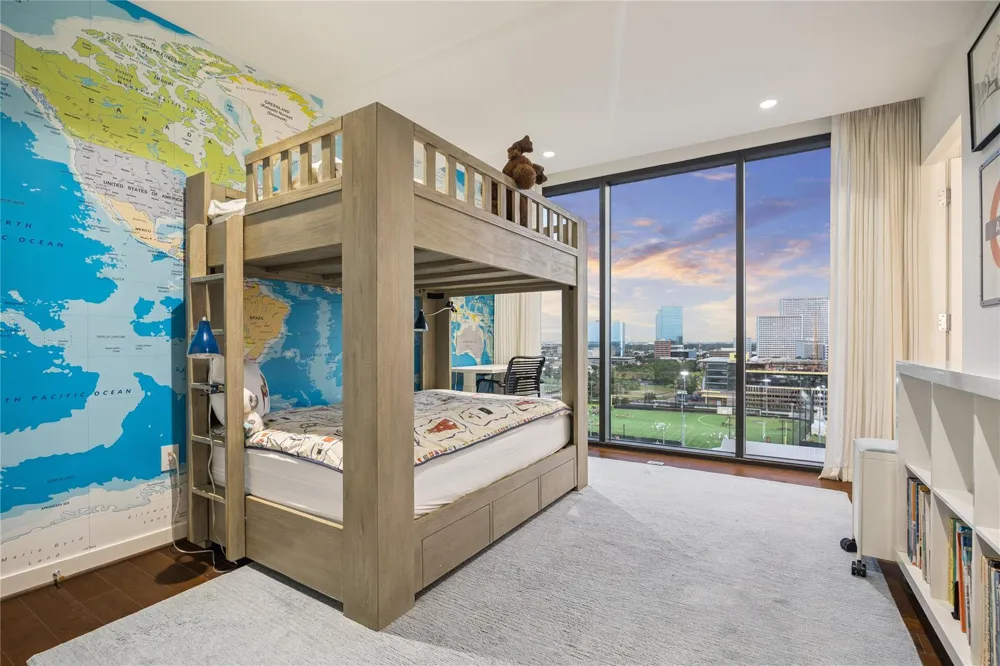 3433 Westheimer Road #1404 Houston, TX 77027