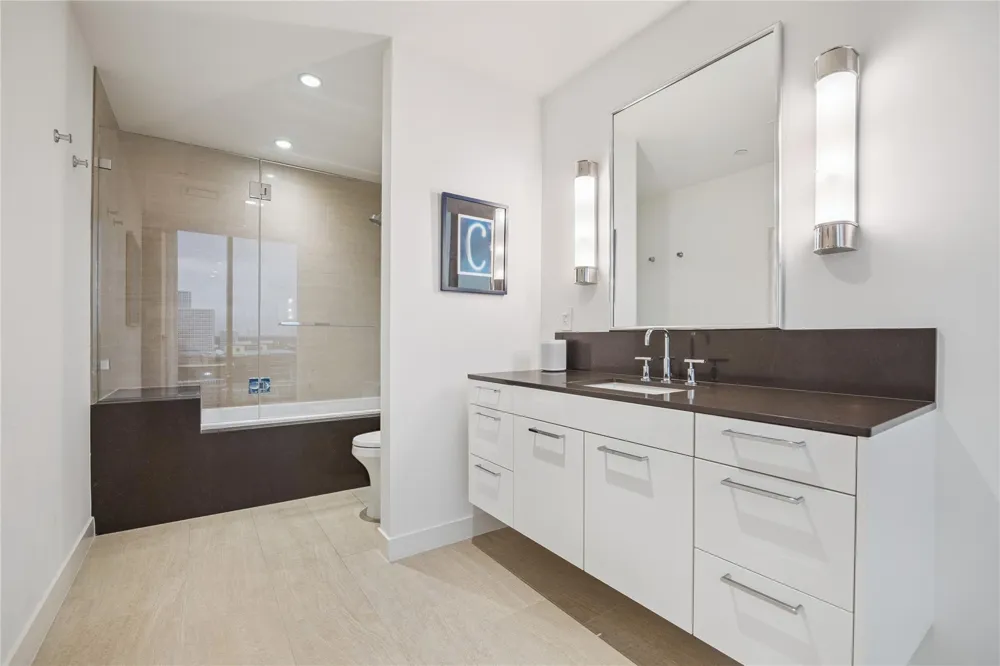 3433 Westheimer Road #1404 Houston, TX 77027