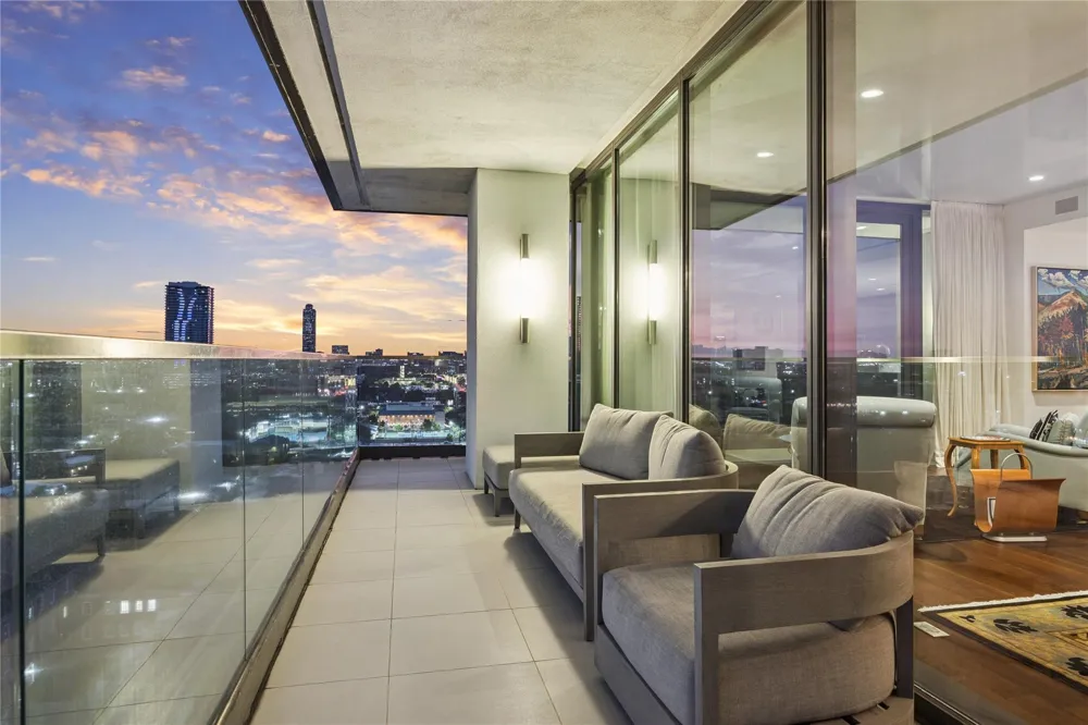 3433 Westheimer Road #1404 Houston, TX 77027