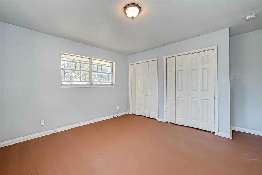 2946 Dragonwick Drive Houston, TX 77045