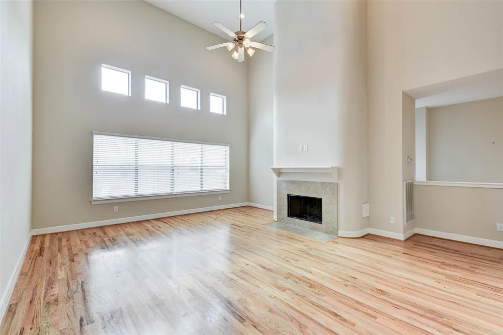 650 Westcross Street #35 Houston, TX 77018