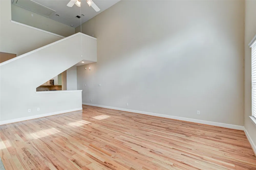 650 Westcross Street #35 Houston, TX 77018