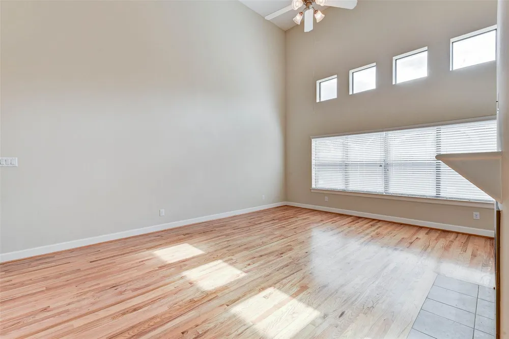 650 Westcross Street #35 Houston, TX 77018