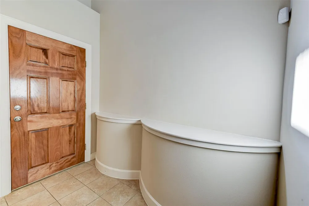 650 Westcross Street #35 Houston, TX 77018