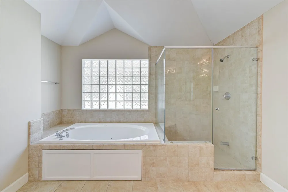 650 Westcross Street #35 Houston, TX 77018