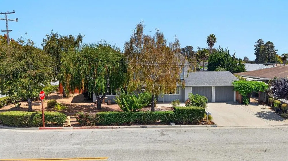 2050 Halterman Avenue Santa Cruz, CA 95062