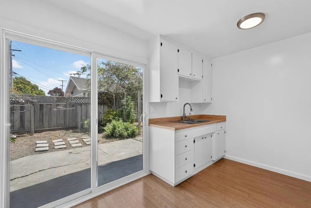 2050 Halterman Avenue Santa Cruz, CA 95062