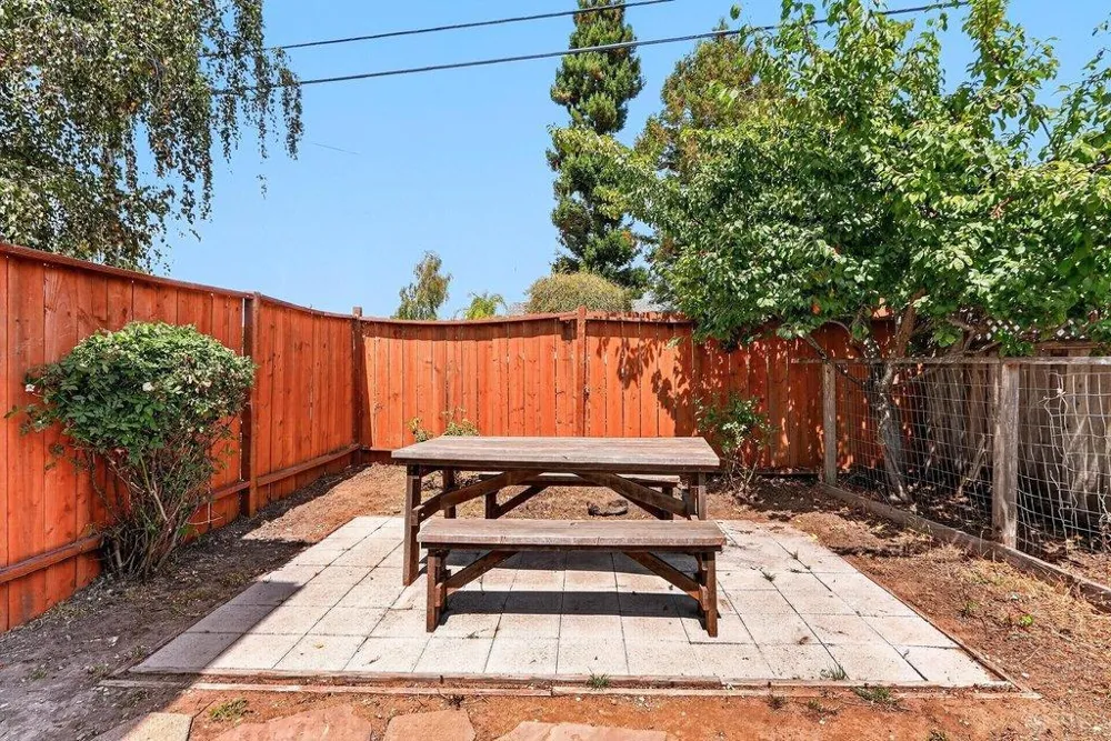 2050 Halterman Avenue Santa Cruz, CA 95062