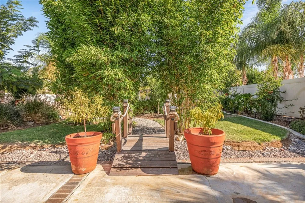 446 Tartan Way Beaumont, CA 92223