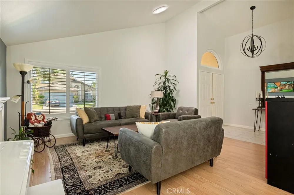 446 Tartan Way Beaumont, CA 92223