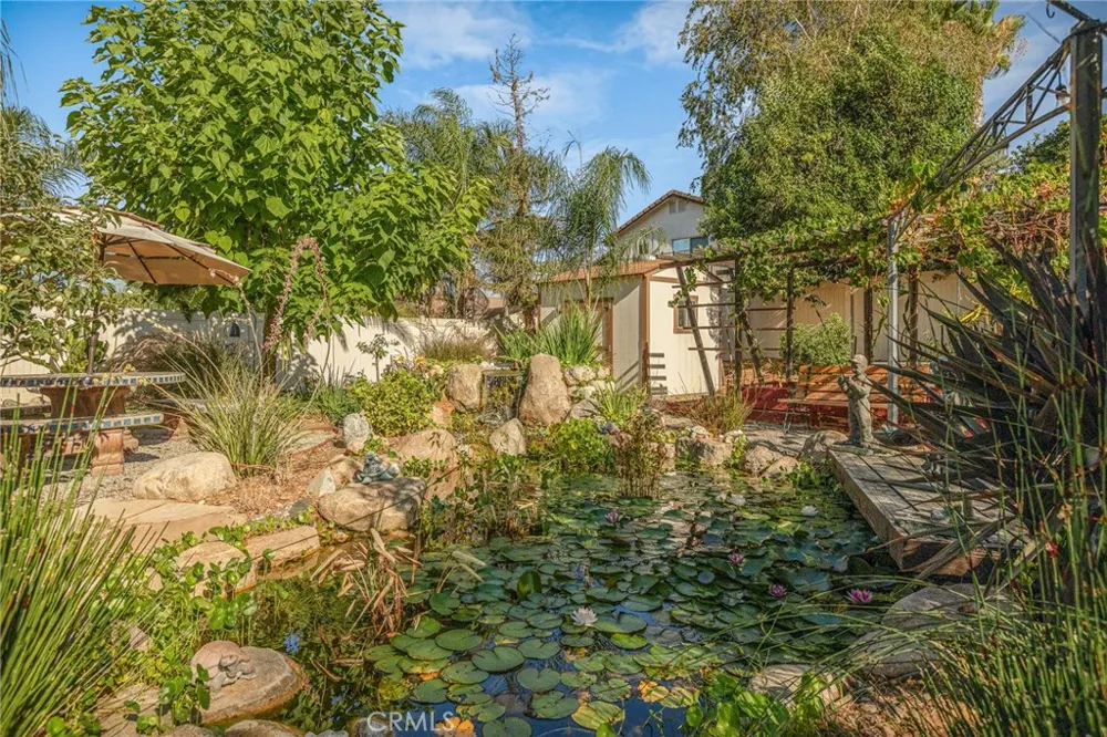 446 Tartan Way Beaumont, CA 92223
