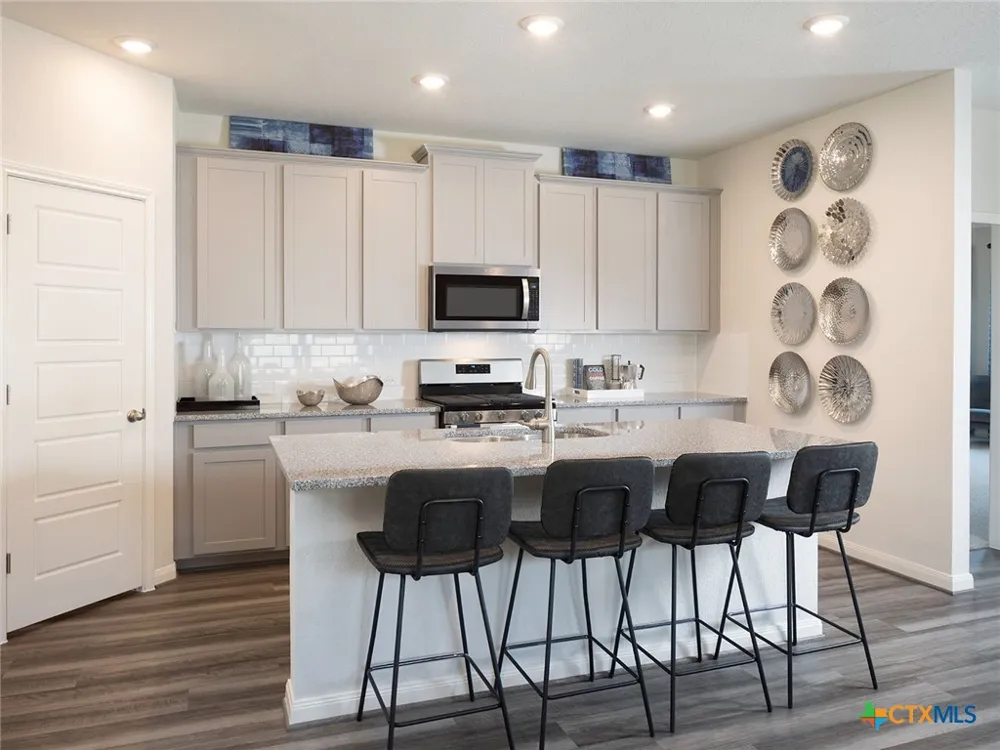 5528 McBride Street Cibolo, TX 78108
