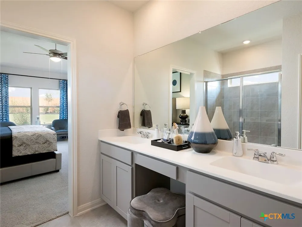 5528 McBride Street Cibolo, TX 78108