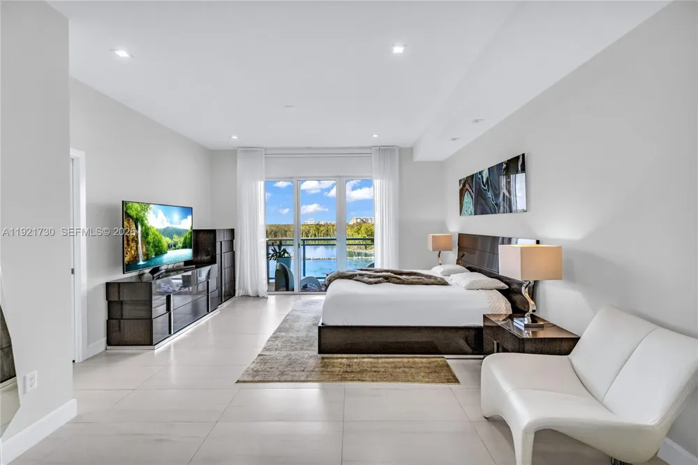 6100 Ocean Dr #3N Hollywood, FL 33019