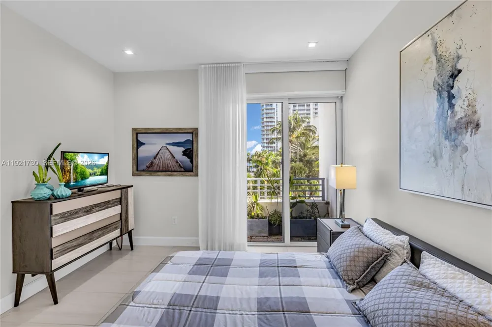 6100 Ocean Dr #3N Hollywood, FL 33019