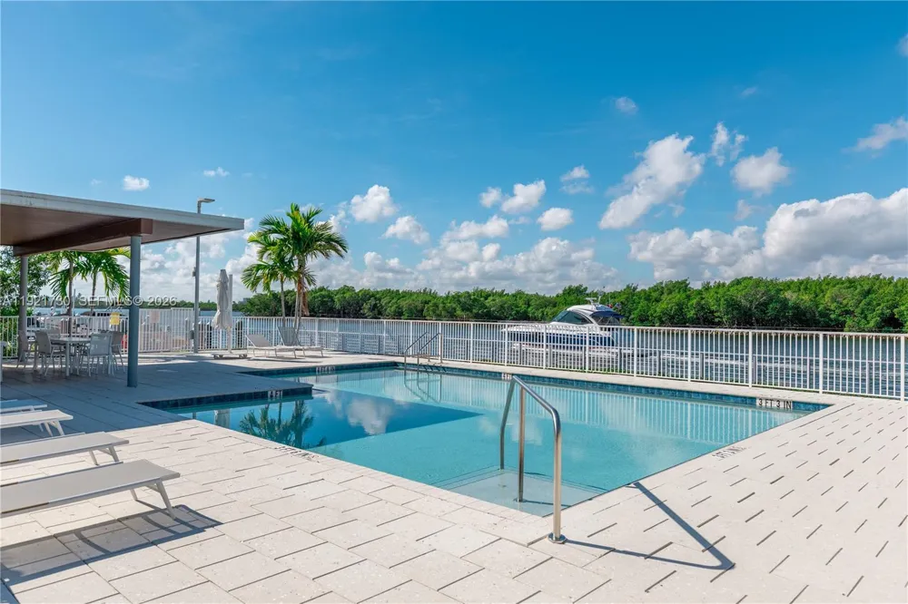 6100 Ocean Dr #3N Hollywood, FL 33019