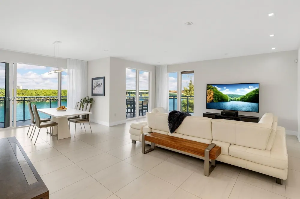 6100 Ocean Dr #3N Hollywood, FL 33019