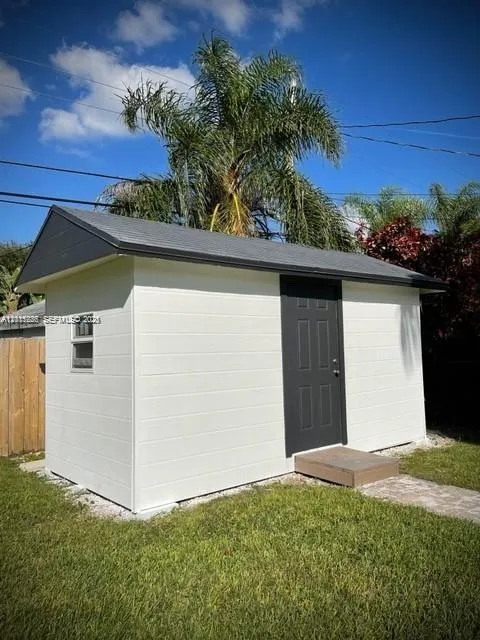 7425 SW 118th St #0 Pinecrest, FL 33156