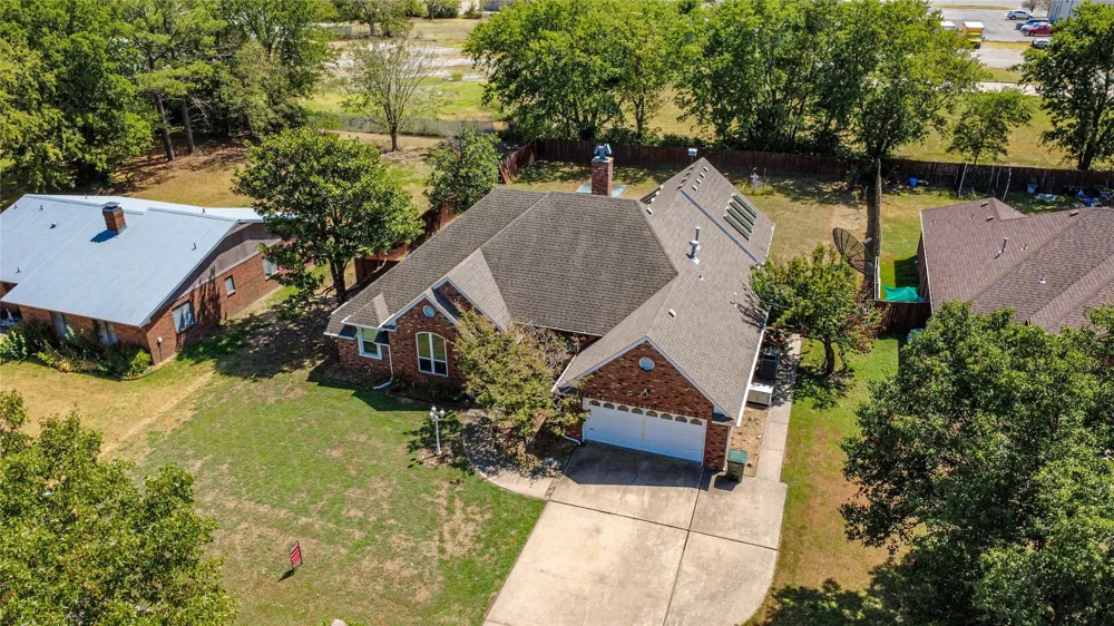 1010 Saddle Lane Skiatook, OK 74070