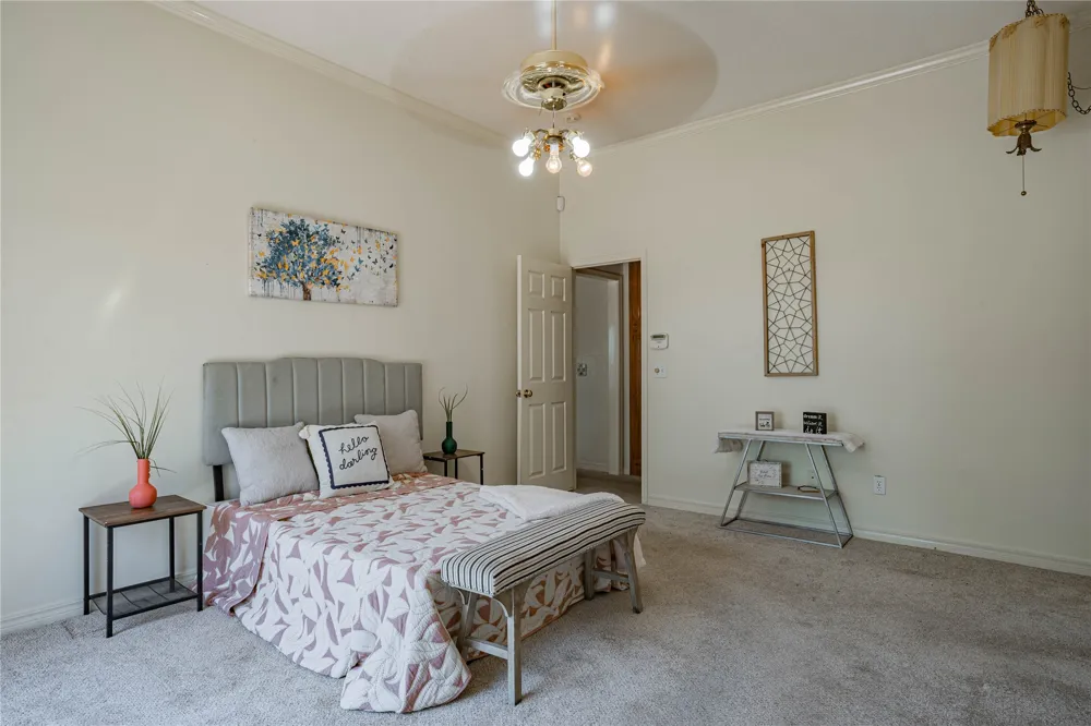 1010 Saddle Lane Skiatook, OK 74070