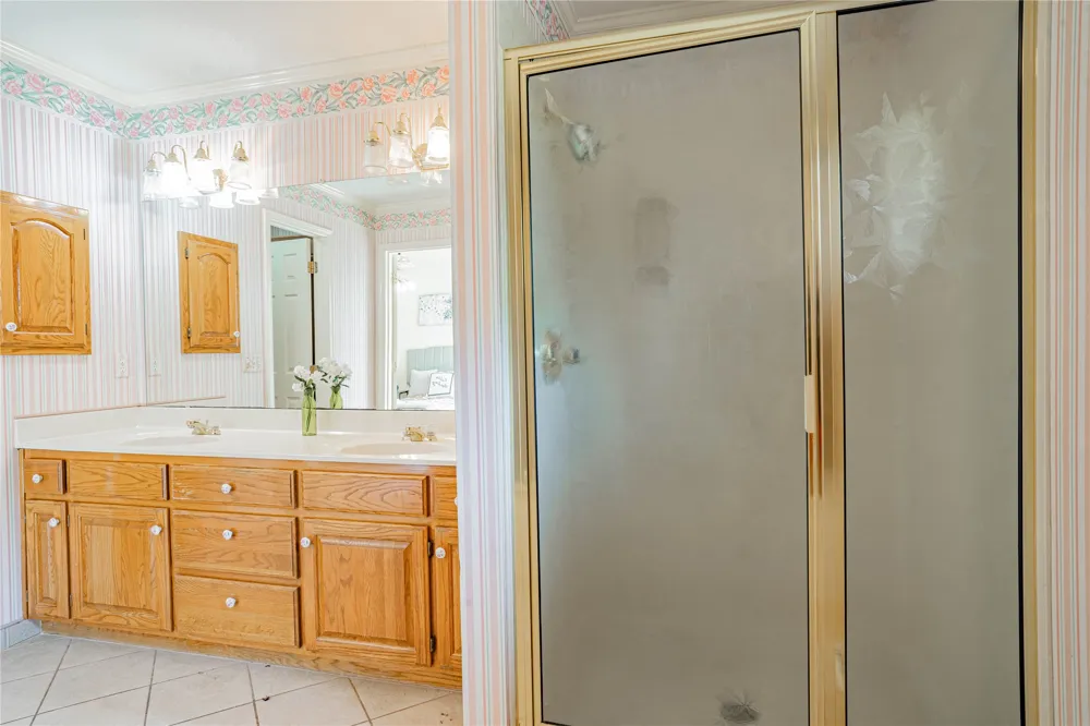 1010 Saddle Lane Skiatook, OK 74070