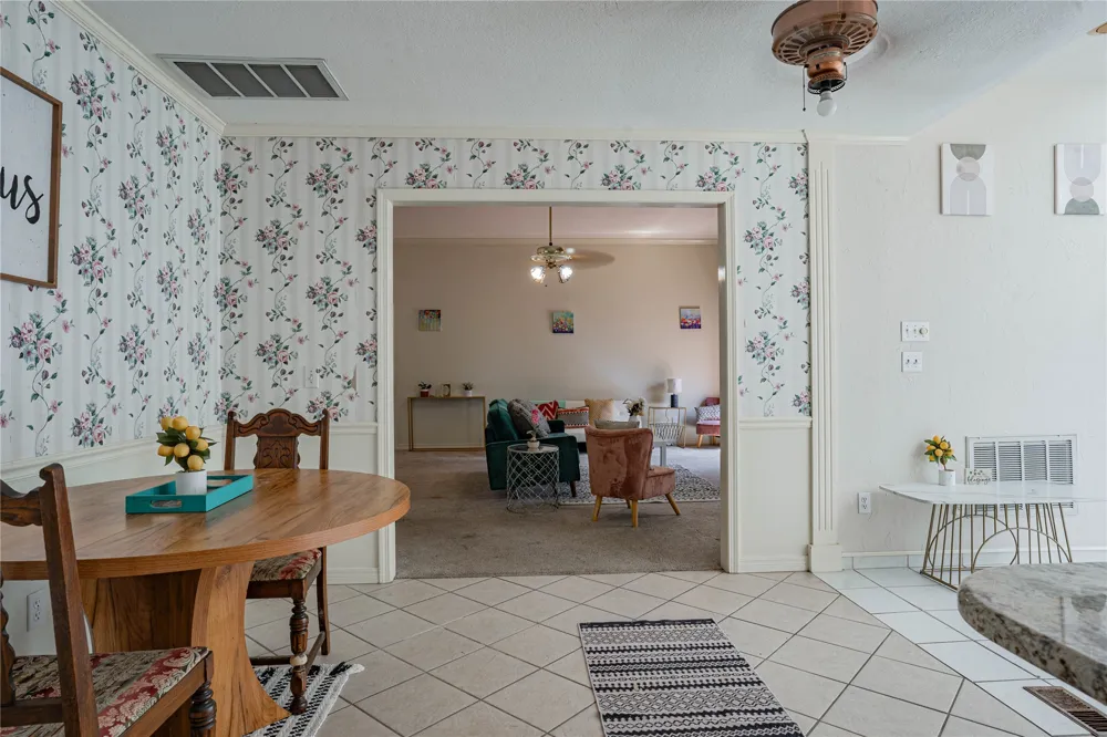 1010 Saddle Lane Skiatook, OK 74070