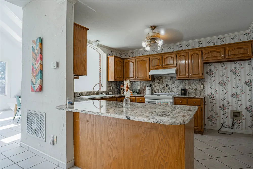 1010 Saddle Lane Skiatook, OK 74070