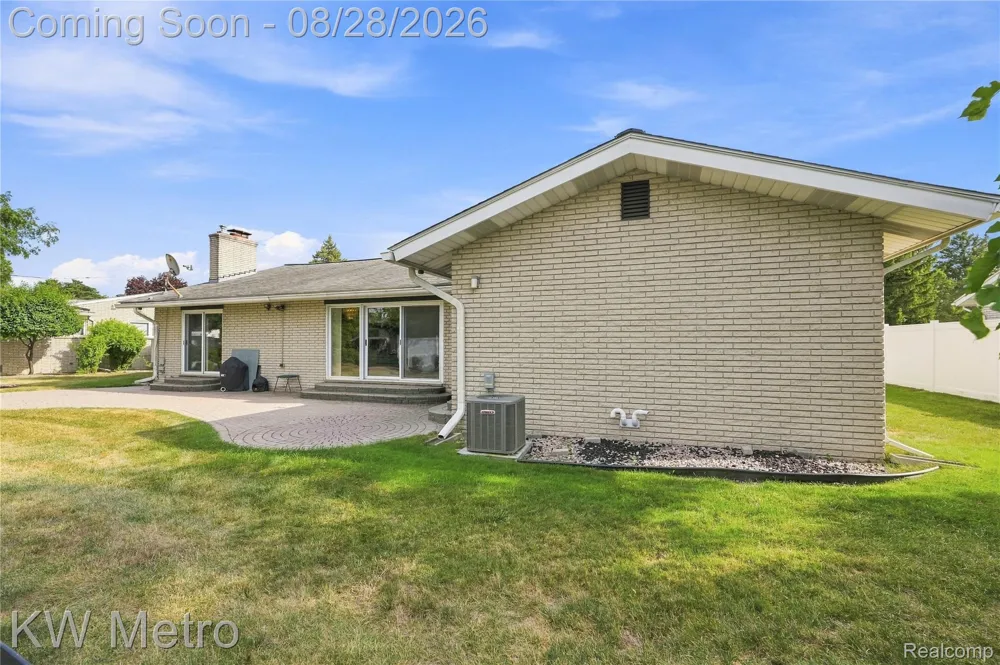 17700 Adrian Road Southfield City, MI 48075